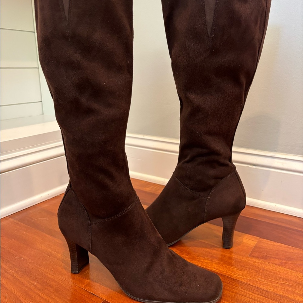 Nickels Dark Brown Heeled Boots